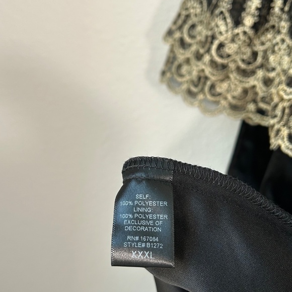 Tuckernuck Pomander Place size XXXL Lilith long dress black velvet gold lace NEW - Picture 13 of 14